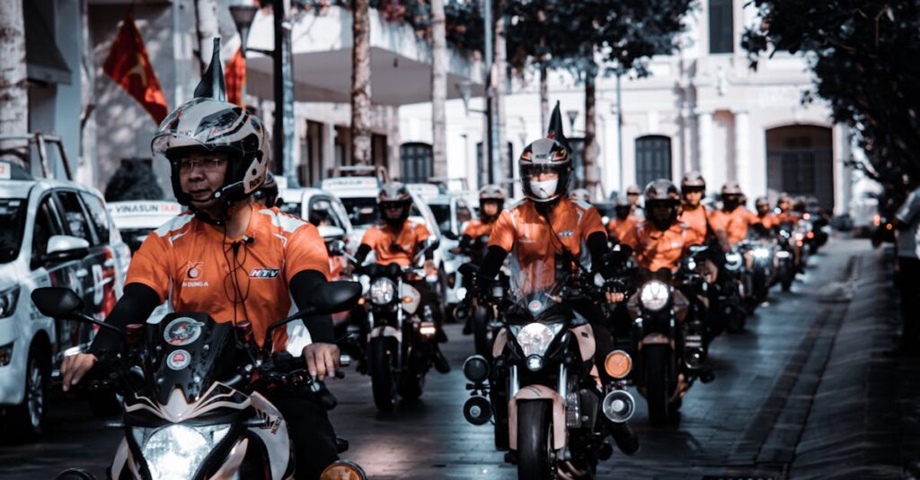 バイクの買取と無料査定の流れを説明するイメージ画像