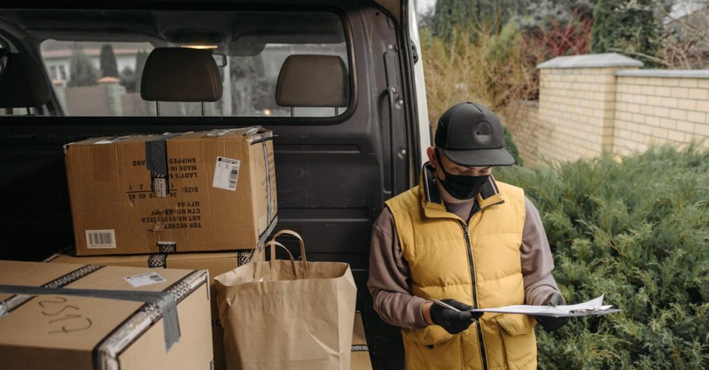 バイク査定前に確認する必要書類とチェックリストを揃えているイメージ画像