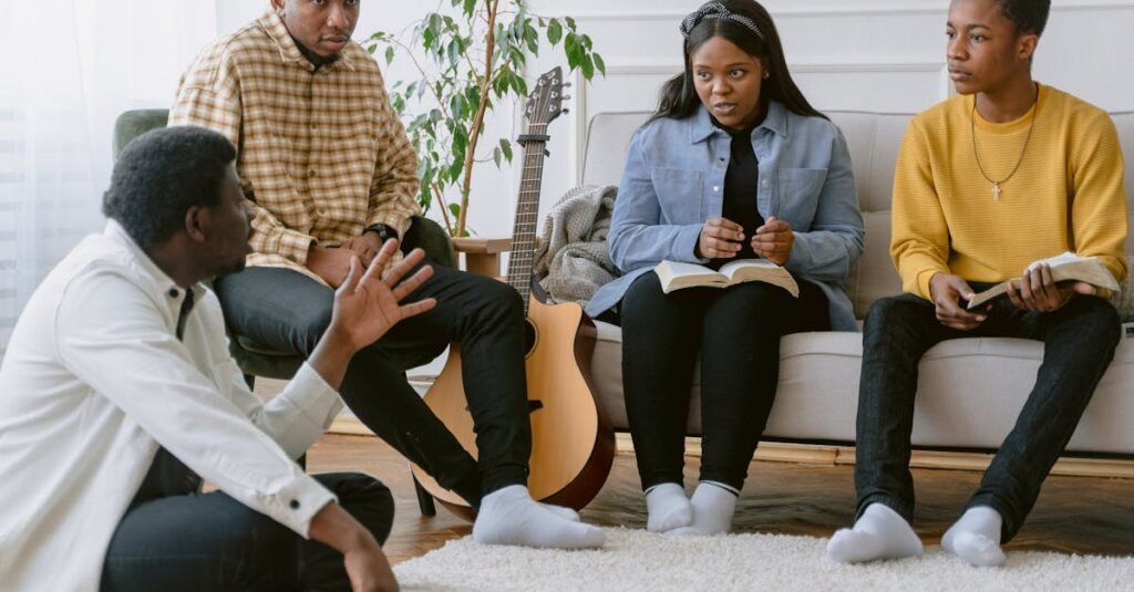 ギターを丁寧に査定する専門スタッフのイメージ