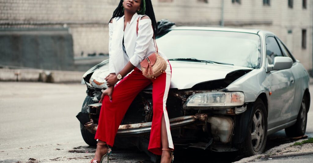 事故車を高く売るための3つの条件を象徴するイメージ画像